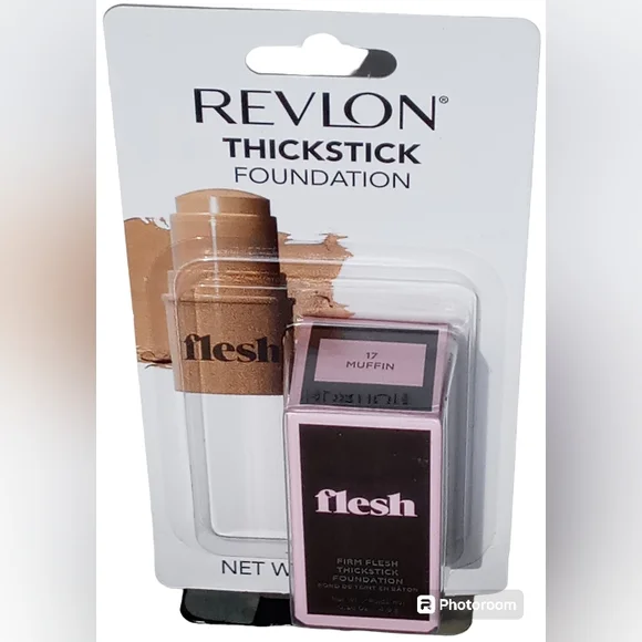 REVLON FIRM FLESH THICK STICK FOUNDATION, Color: 17 Muffin - Picture 2 of 3